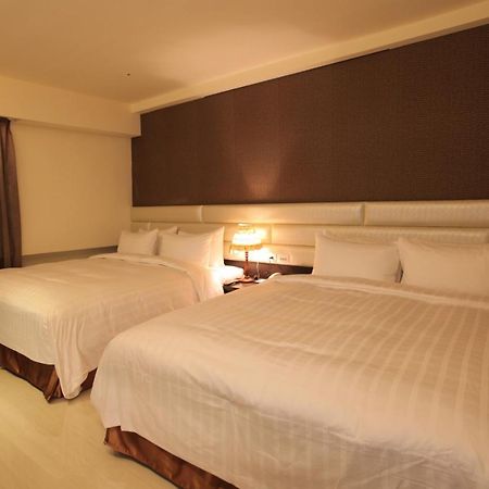 Nest Hotel Kaohsiung Exterior photo