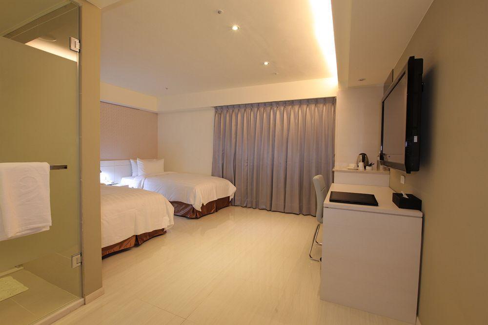 Nest Hotel Kaohsiung Exterior photo