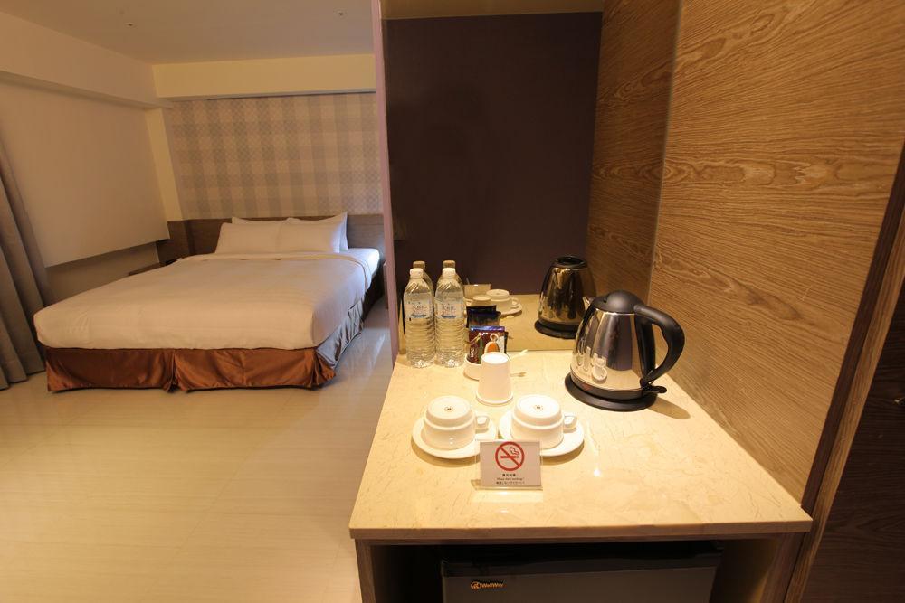 Nest Hotel Kaohsiung Exterior photo